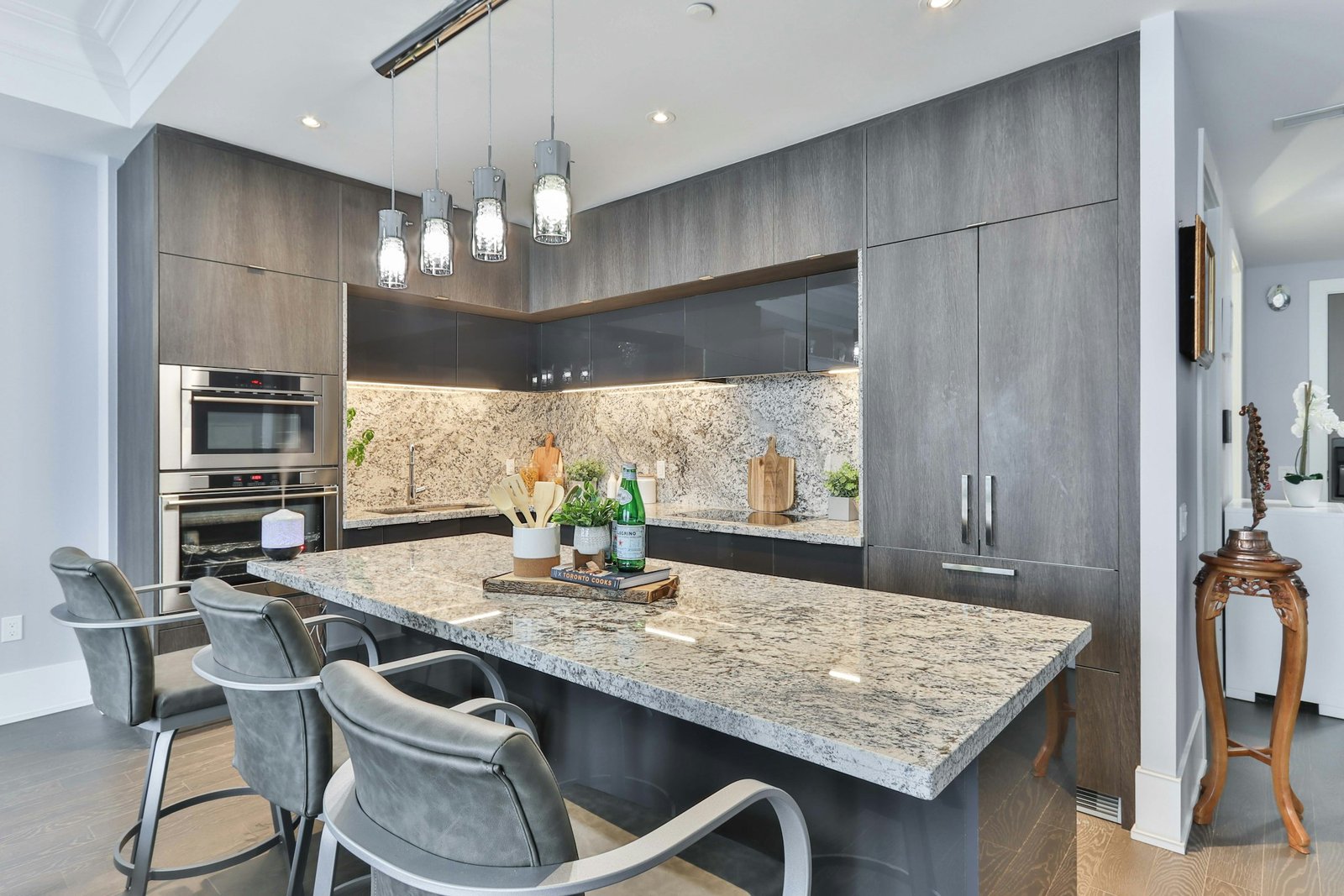 Finished dining and kitchen detail