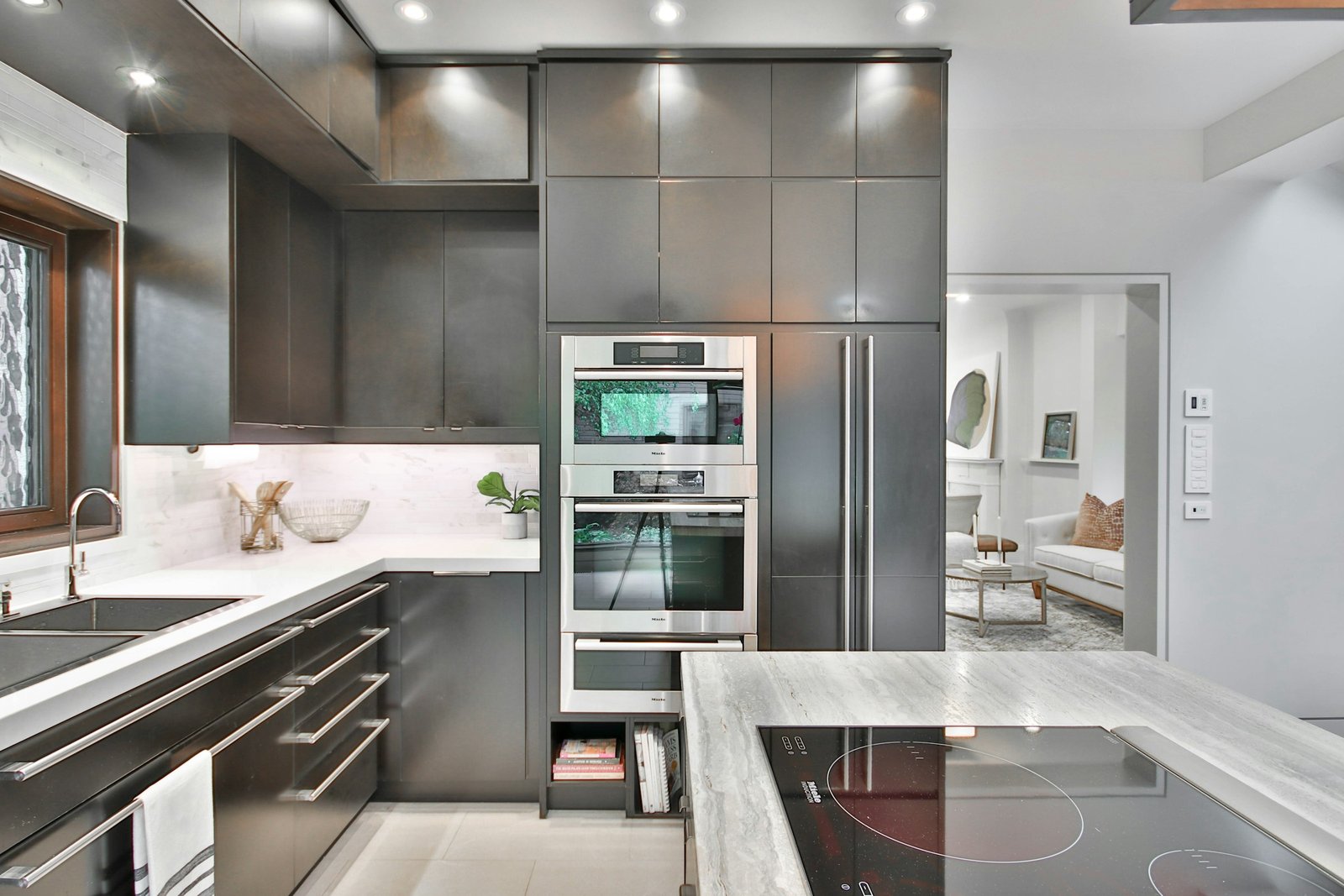 Engineered stone benchtop overlay